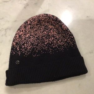 Lululemon On the Move Beanie